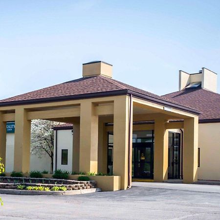 Quality Inn New Columbia-Lewisburg Exteriör bild