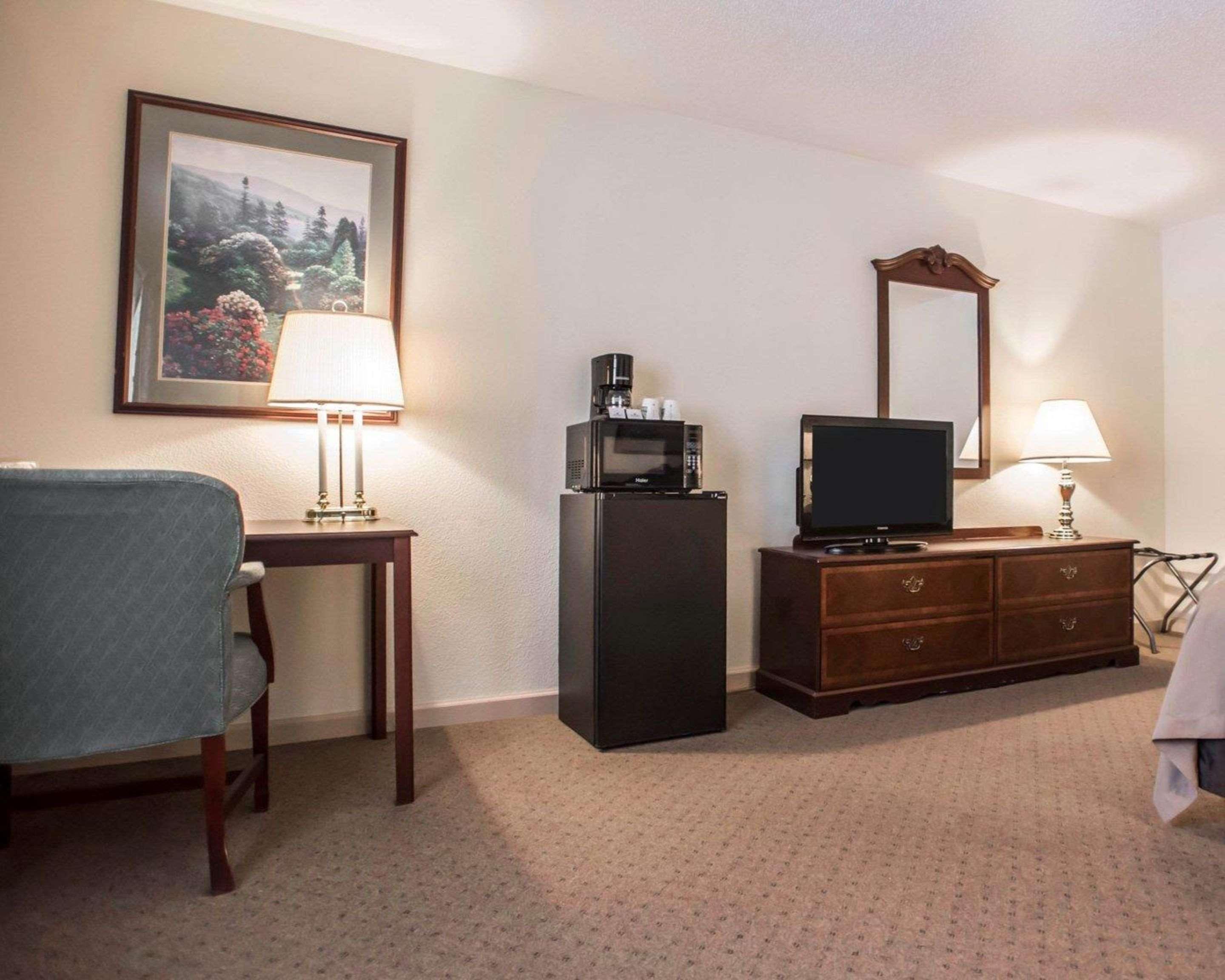 Quality Inn New Columbia-Lewisburg Exteriör bild