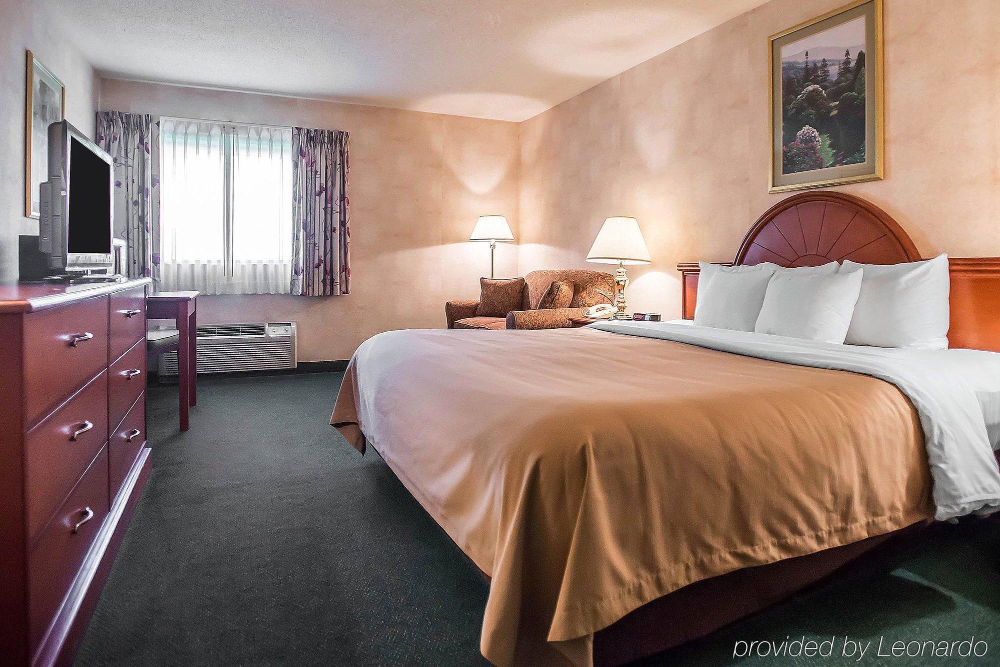 Quality Inn New Columbia-Lewisburg Exteriör bild
