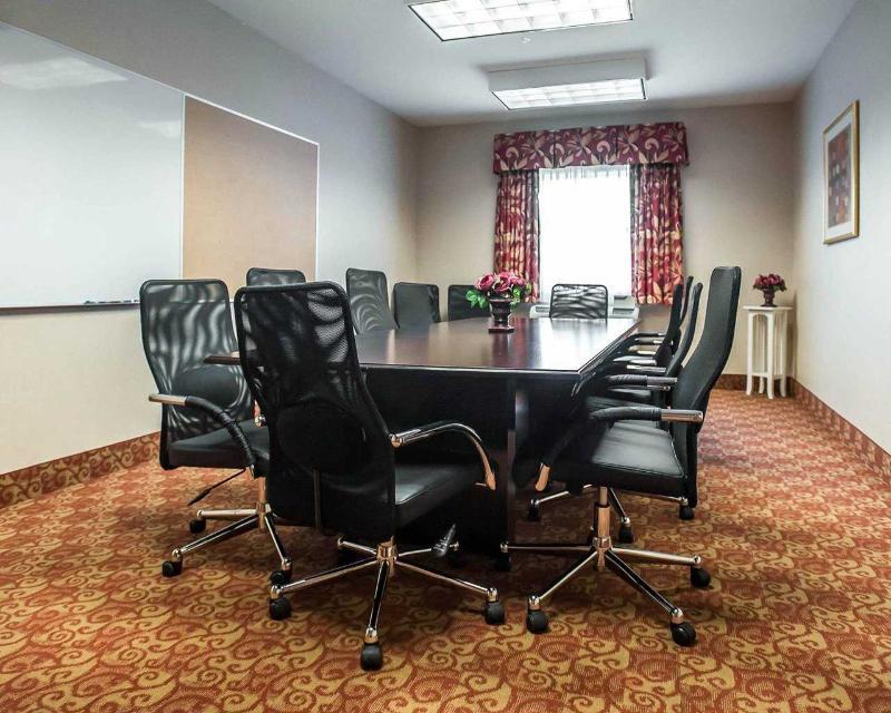 Quality Inn New Columbia-Lewisburg Exteriör bild